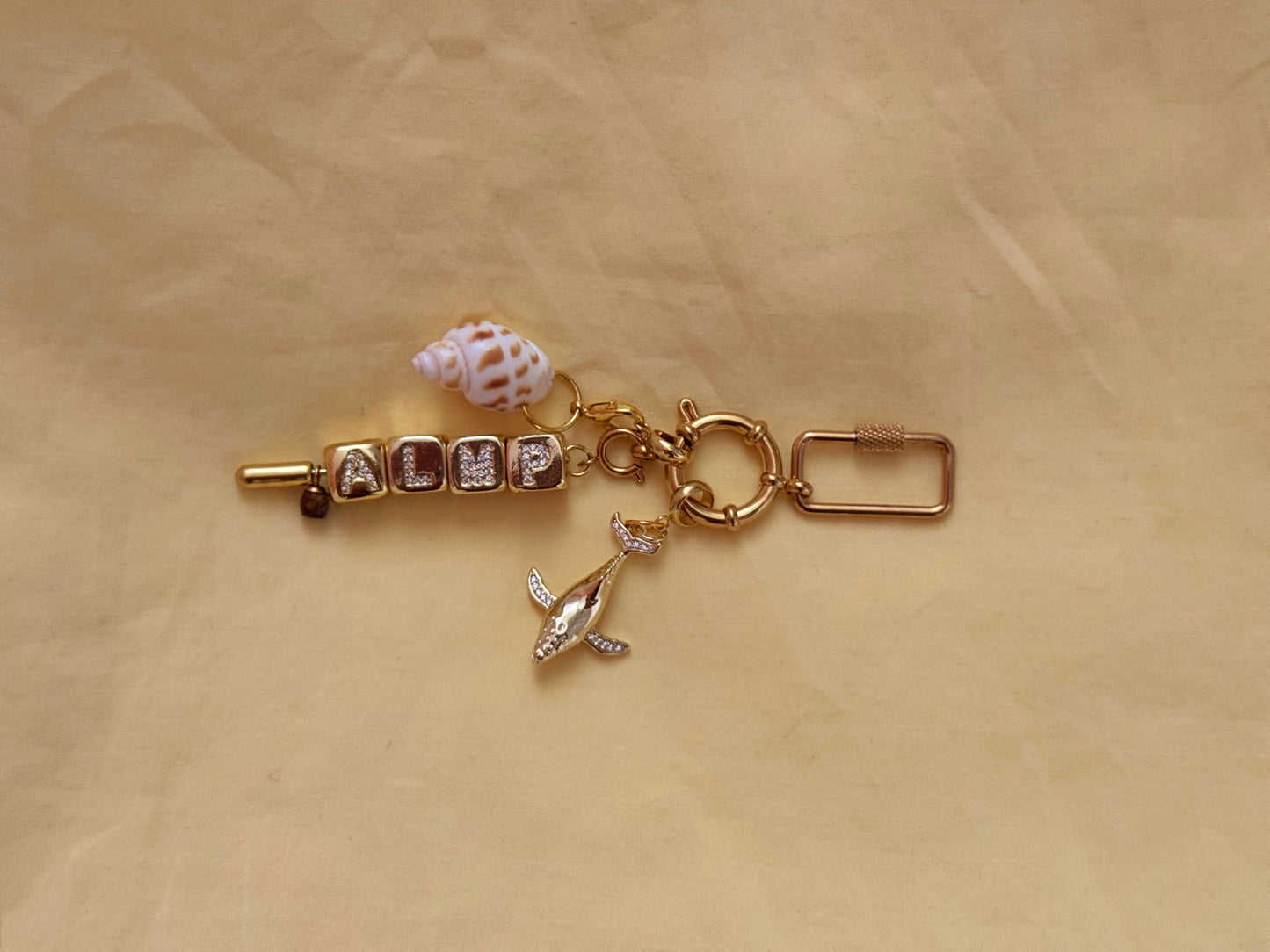 Jewel charms « Selfish »
